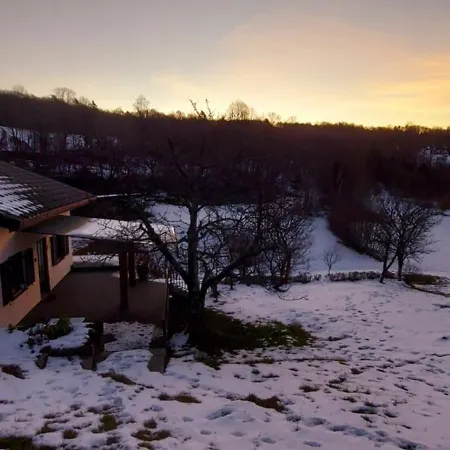 Podgozd House *