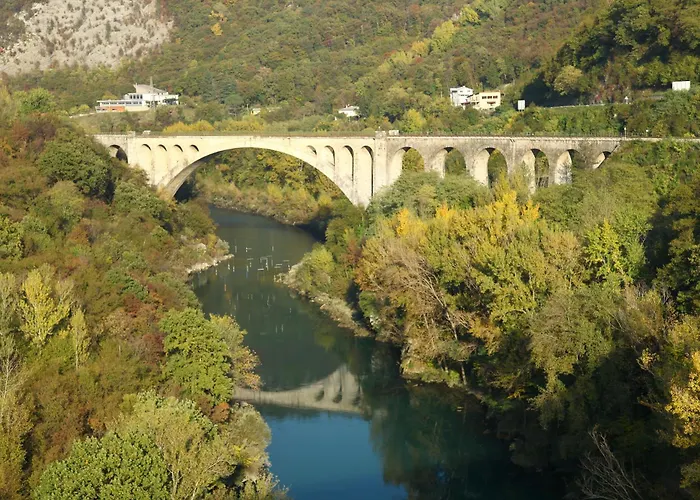Podgozd House * Trnovo